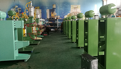 為什么客戶都選擇了焊本SMD系列中頻逆變式點焊機？